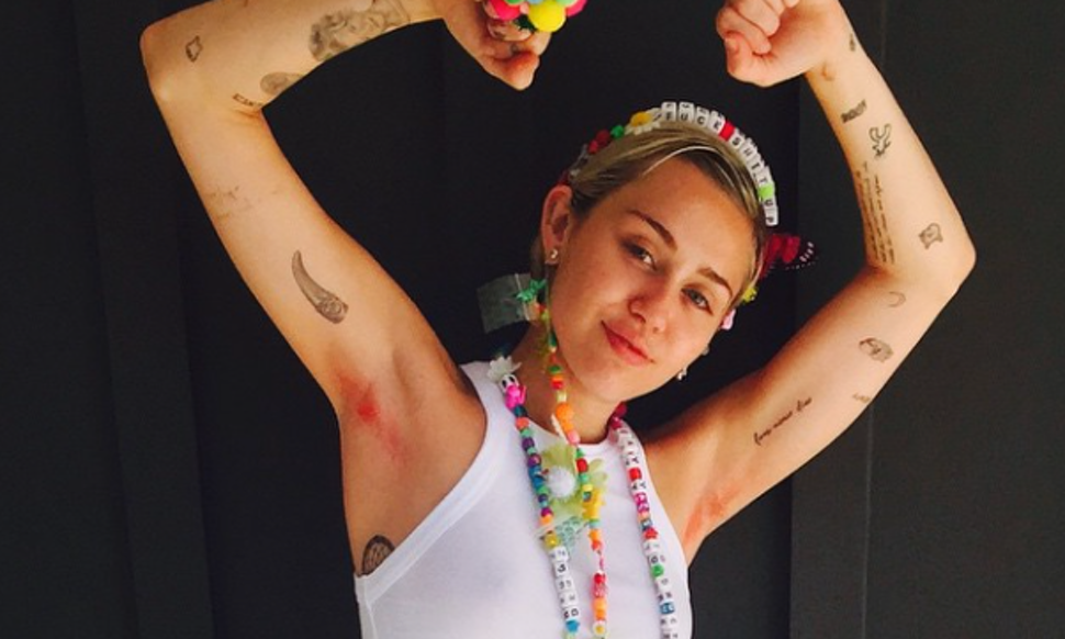 5 Celebs With Body Hair Who Give Zero F's