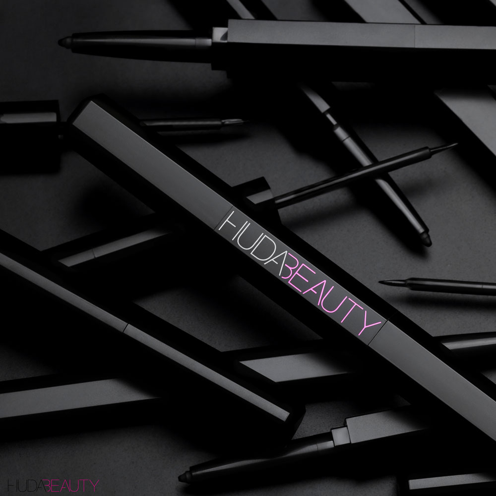 Huda eyeliner store